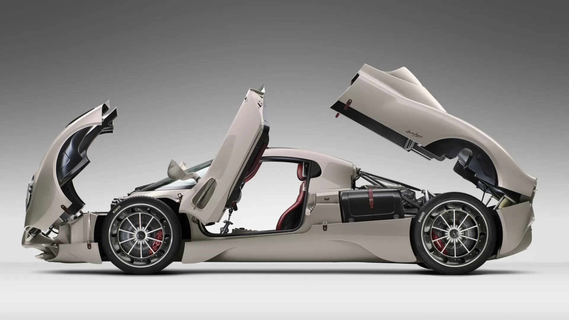 Pagani Utopia 2024