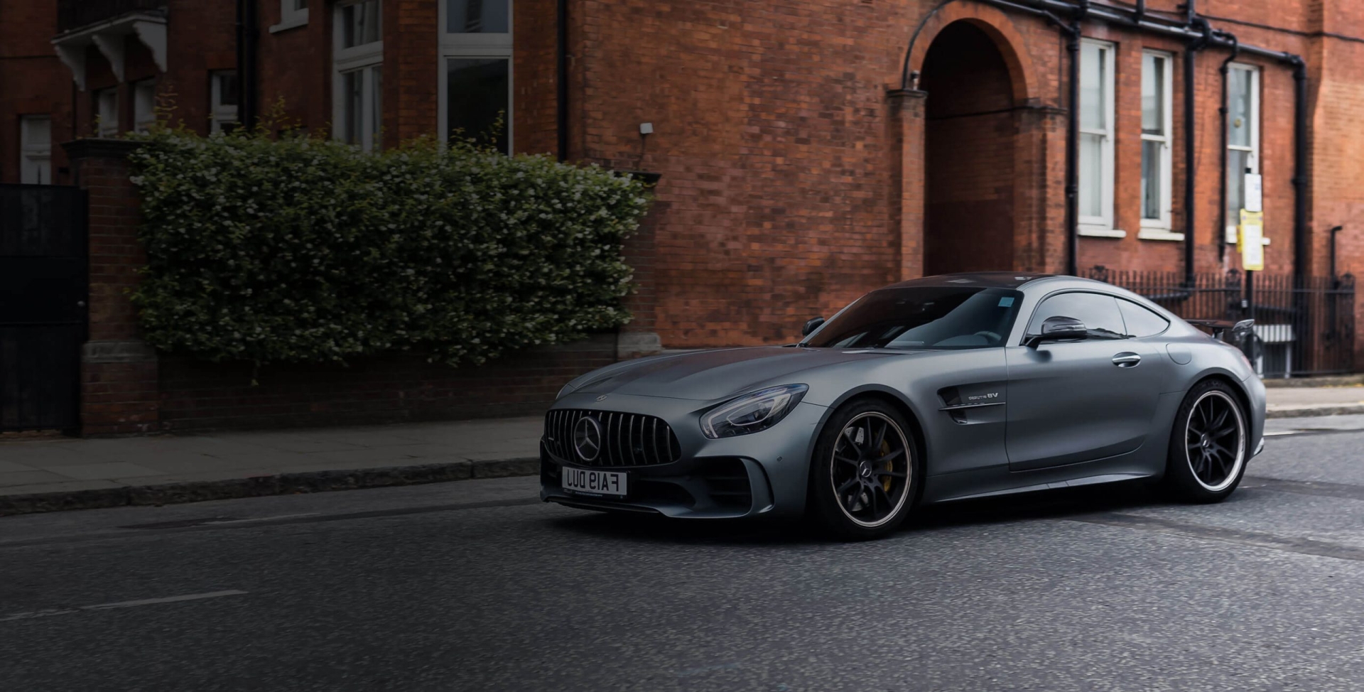 Mercedes-Benz<br> AMG GT-R