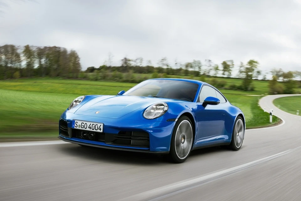 Porsche 911 bản facelift bổ sung công nghệ hybrid